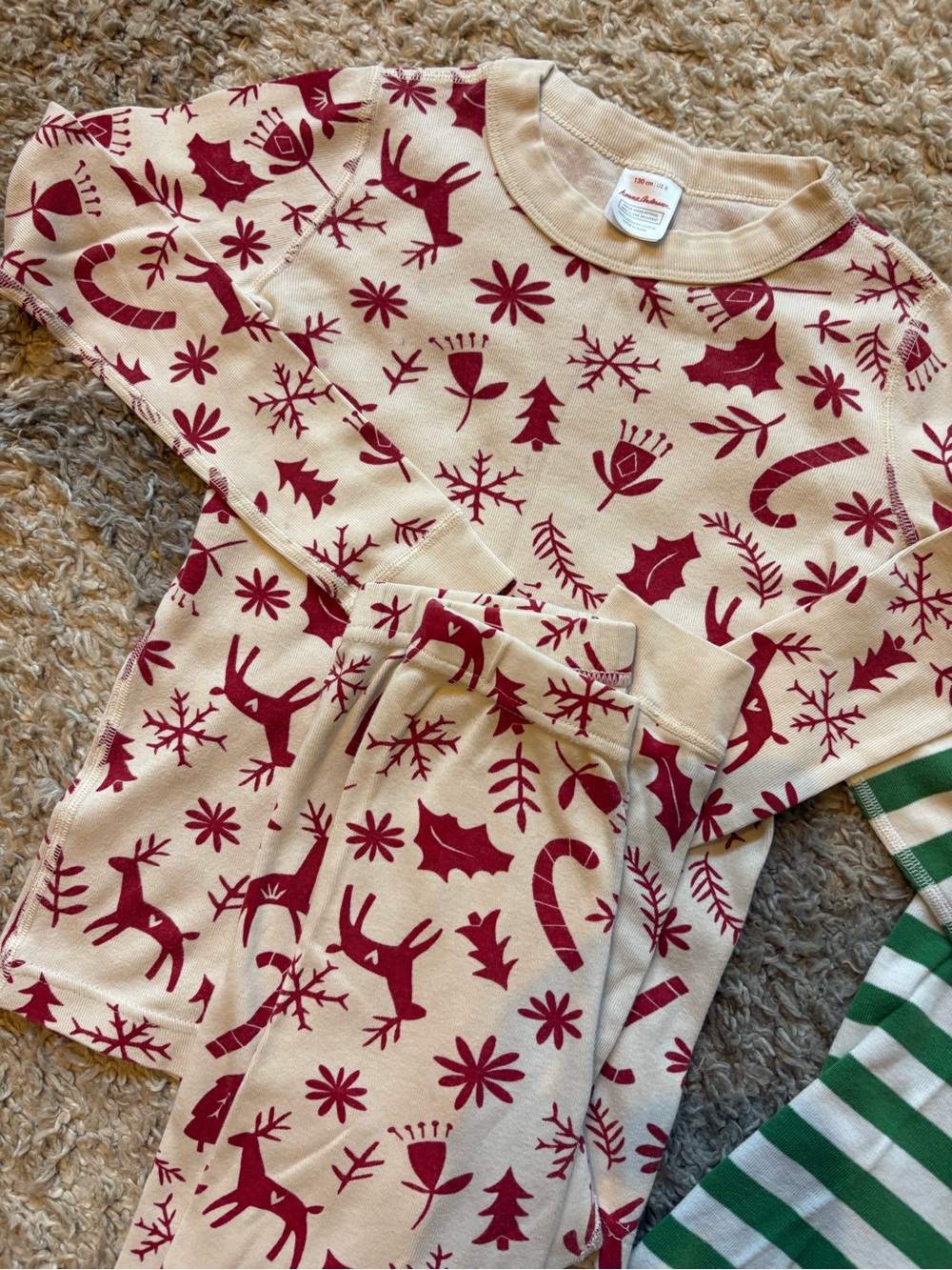 Hannah Andersson pajama bundle!  5 pairs!  Beautiful prints and 100% cotton!
